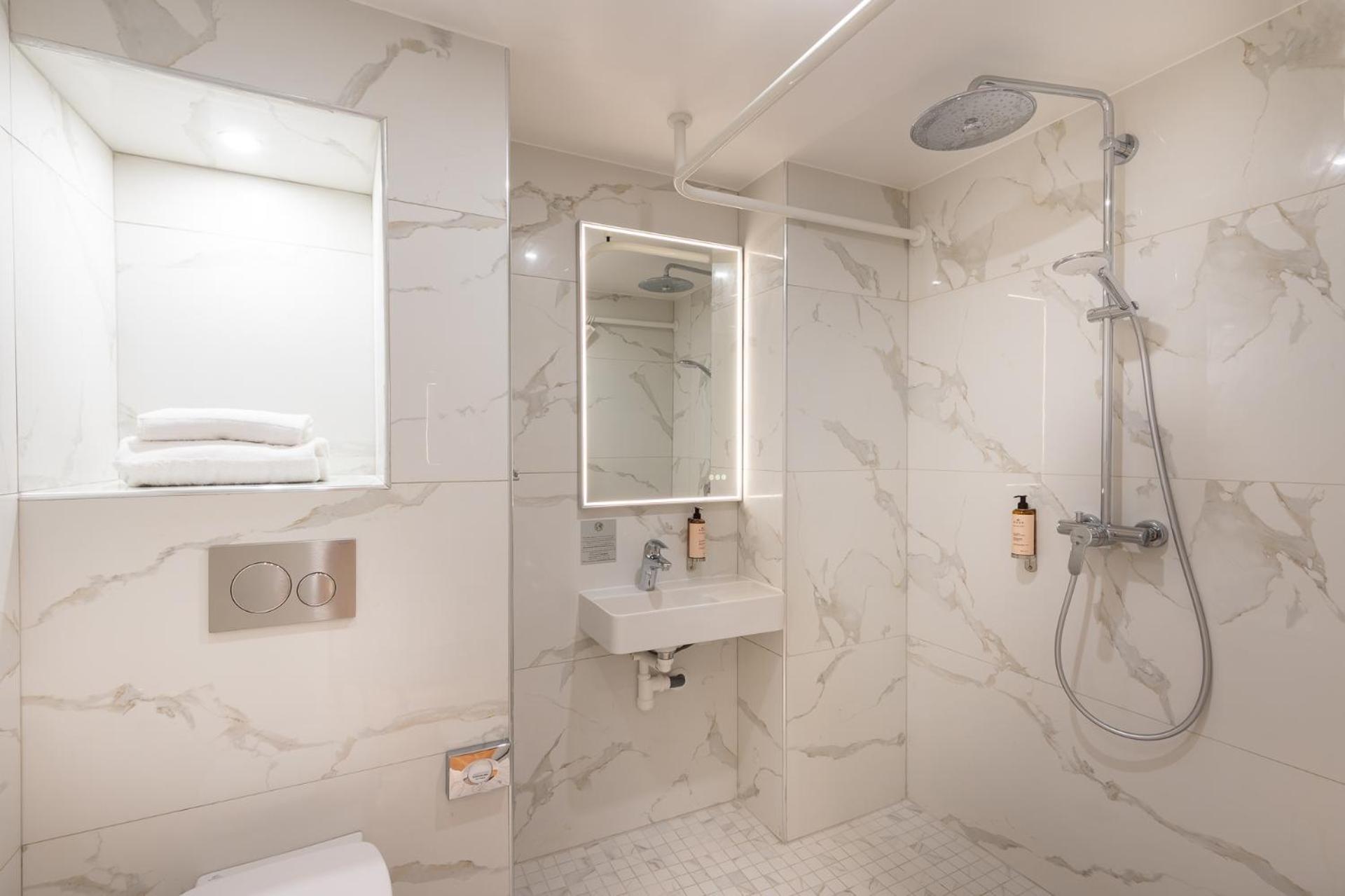 Les Suites Hcr Paris Ngoại thất bức ảnh